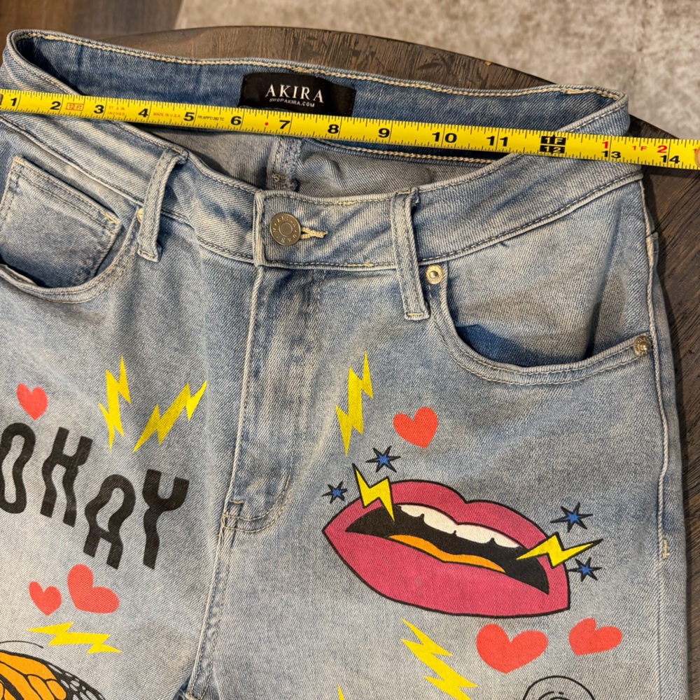 AKIRA Graphic Butterfly Pop Art Jeans High Rise Statement Denim Size 27 - Picture 4 of 11